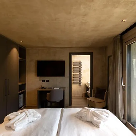 Bergman Mountain Hotel