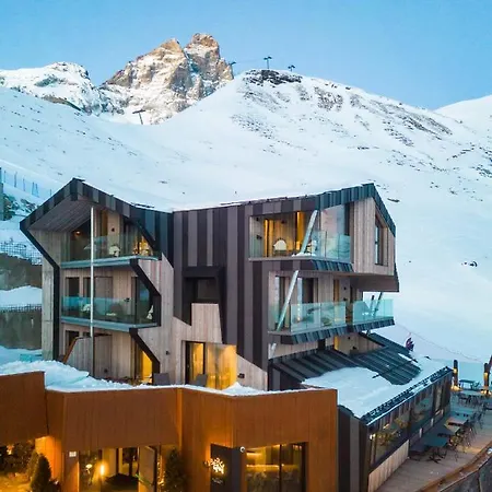 Szálloda Bergman Mountain 4*