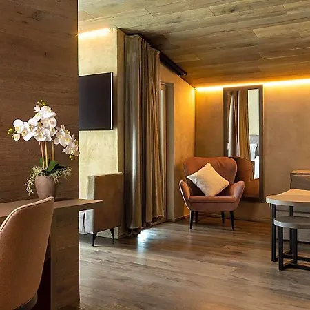 Otel Bergman Mountain 4*