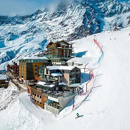 Bergman Mountain Отель 4*