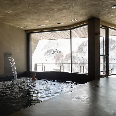 Bergman Mountain Otel 4*