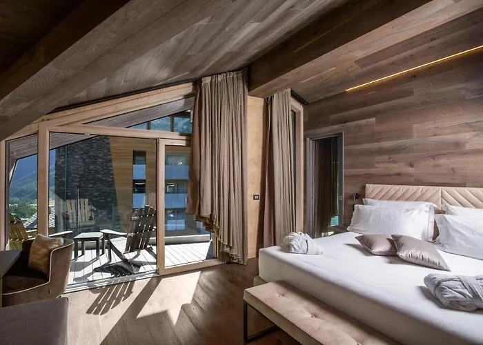 Bergman Mountain Hotel 4*