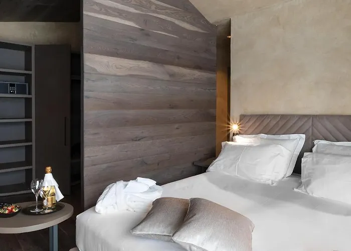 Bergman Mountain Hotel